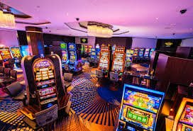 ffd700 mobile gaming